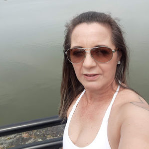 Meet your Posher, Adriana mara